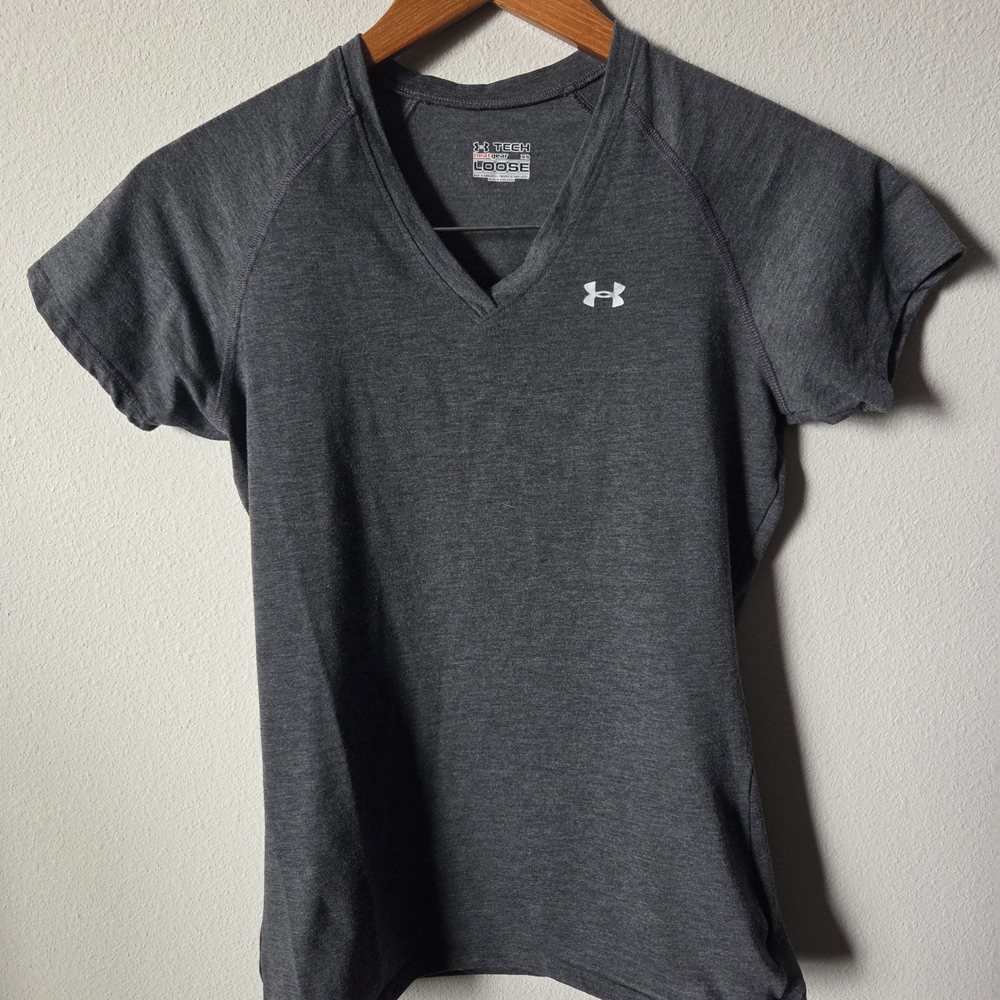 Under Armour Gray V-Neck T-Shirt